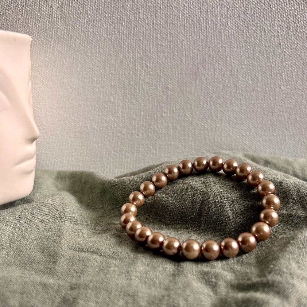 Pearl Beaded Stretch Bracelet in Champagne